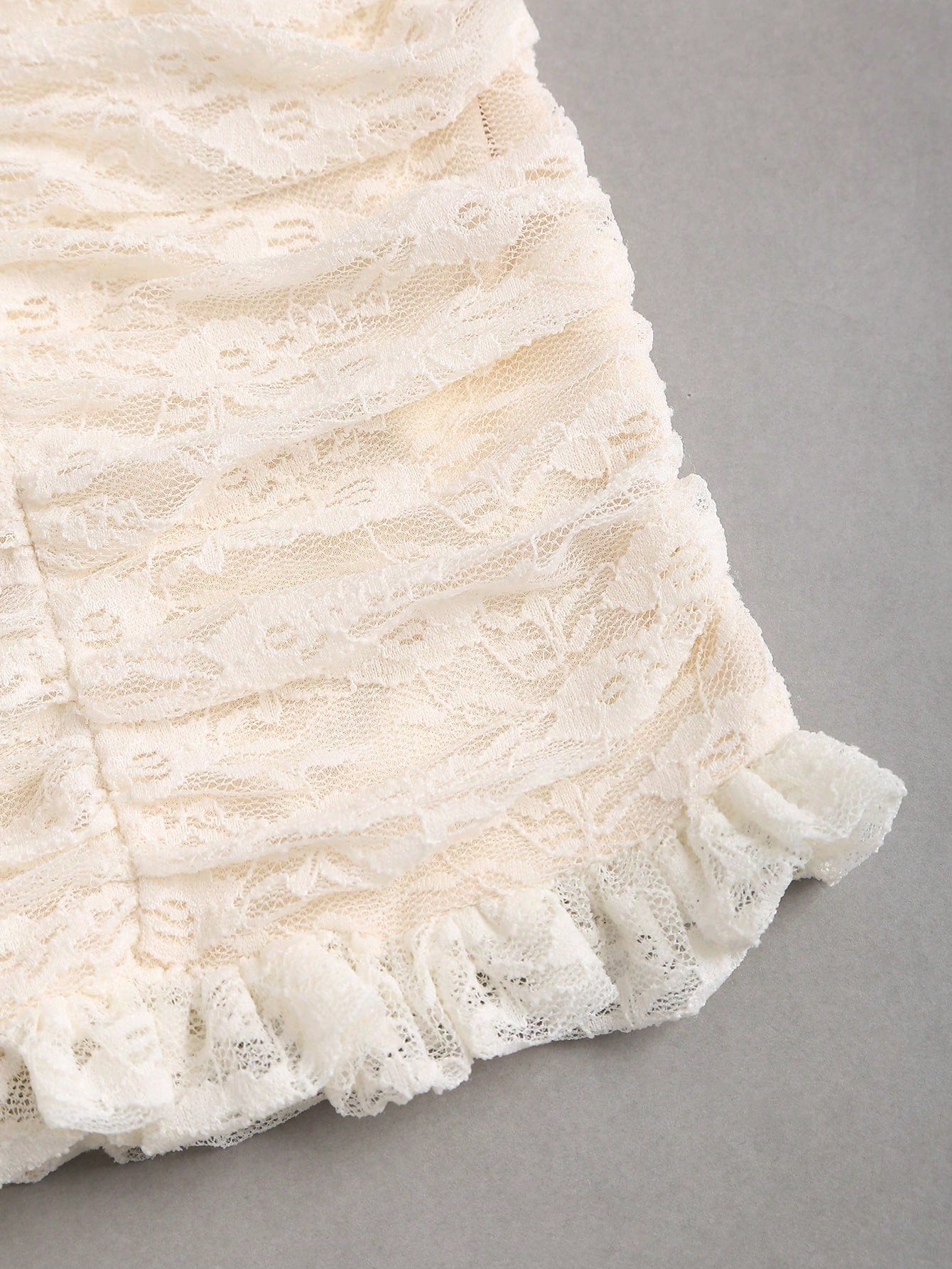 HW5073 Women's Floral Lace Ruffle Bustier Top
