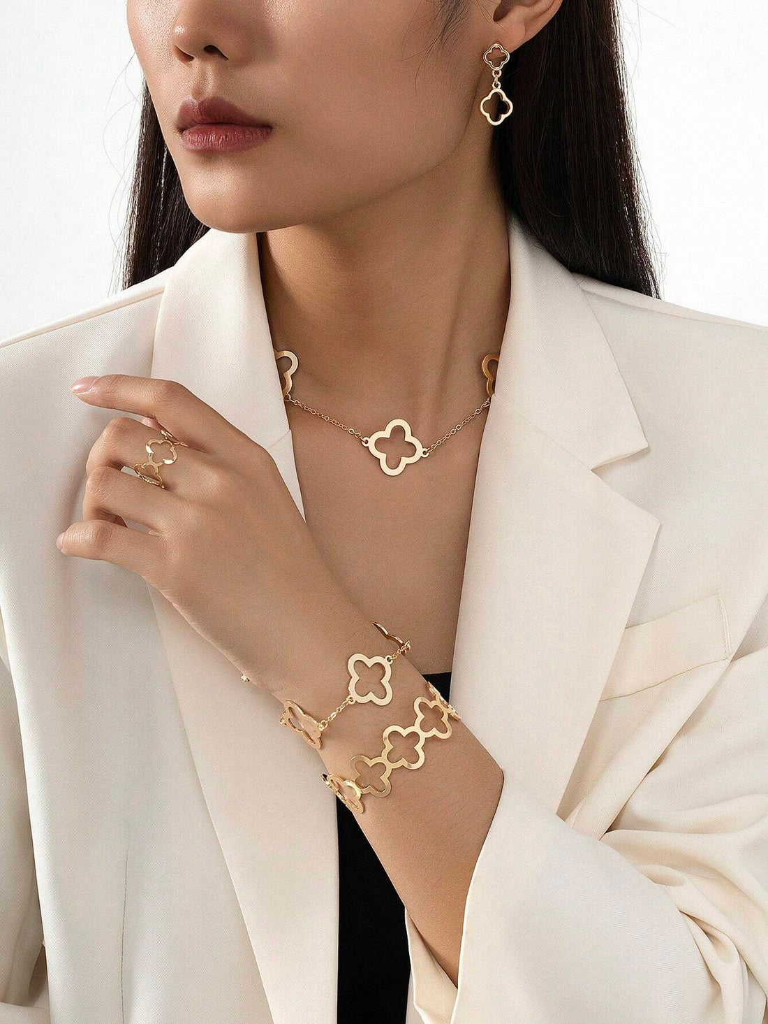 WZ0006	1set Hollow Out Lucky Clover Necklace, Bracelet, Bangle, Ring And Earrings Valentines