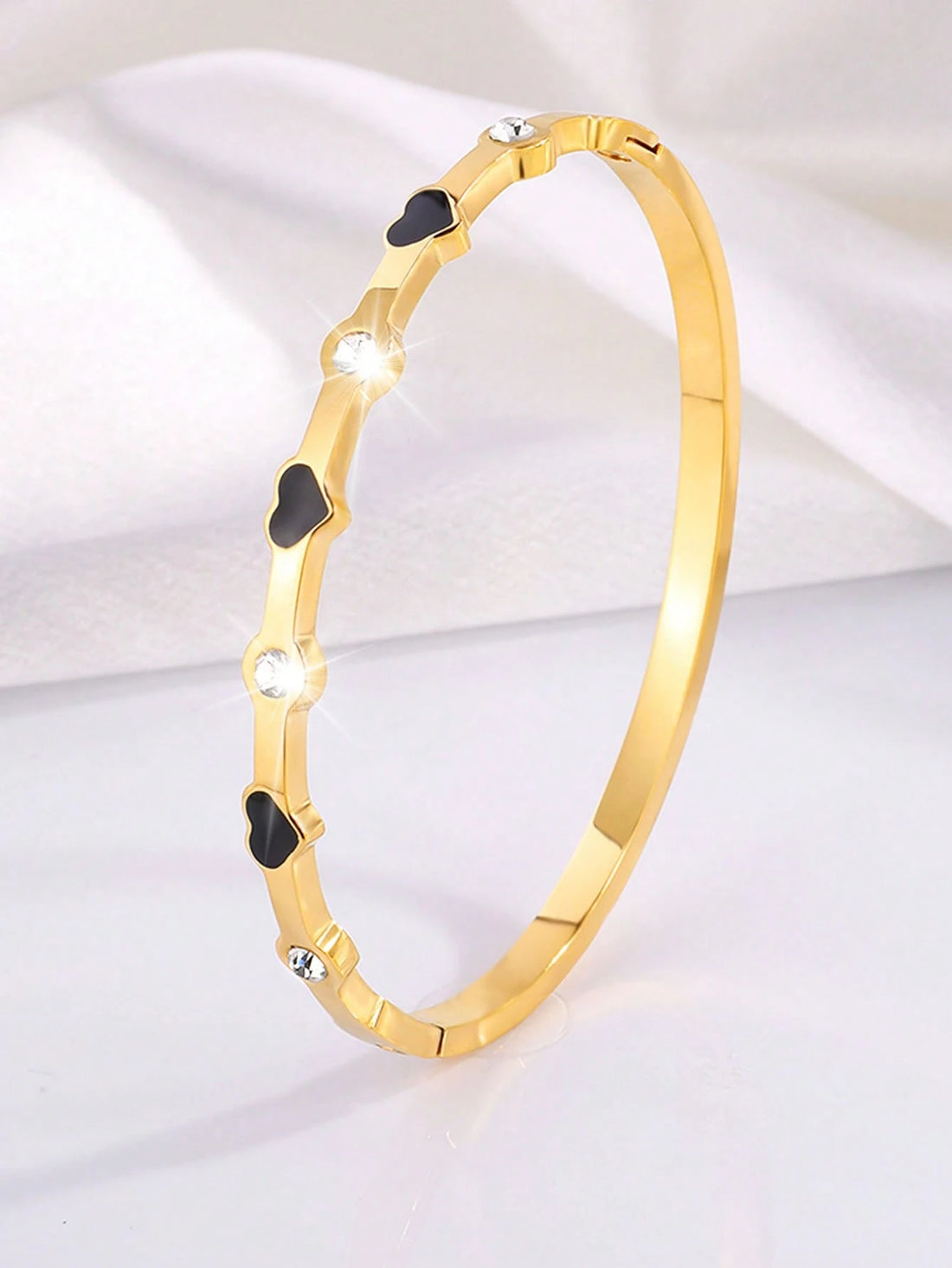 WZ0020	Gold Black Playful And Fashionable Stainless Steel Bracelet With Diamonds, Suitable For The Holiday Girlfriend Full Of Ritual